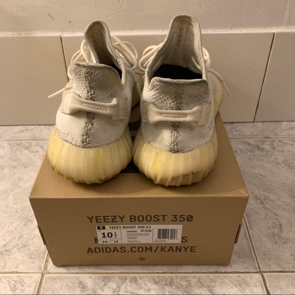 Yeezy 350 Cream/Triple White Sneakers Size 10.5M - Picture 8 of 10